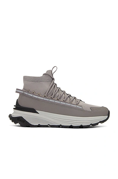 Moncler Monte Runner Lace Up High Top Running Sneakers In Grey