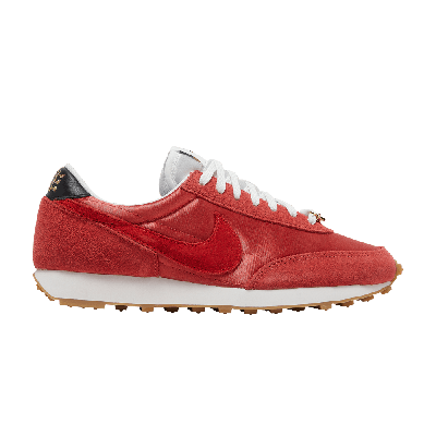 Pre-owned Nike Wmns Daybreak 'martian Sunrise' In Red
