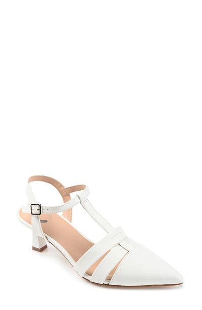 Journee Collection Jazlynn Pump In White