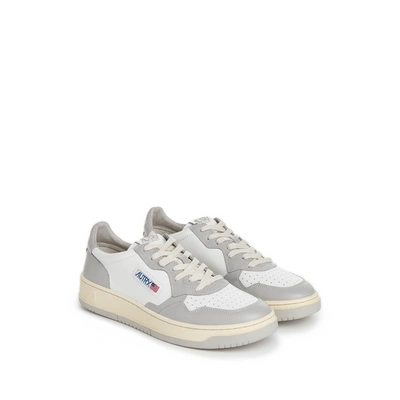 Autry Low-top Leather Sneakers