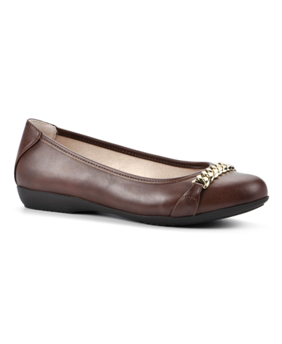 Cliffs By White Mountain Women's Charmed Ballet Flats In Brown Smooth