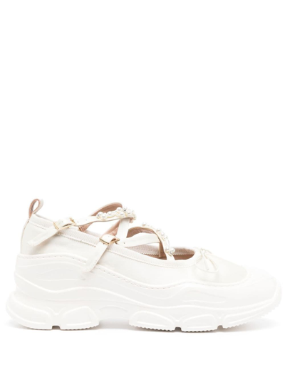 Simone Rocha Low-trek Ballerina刺绣鞋履 In Ivory Ivory