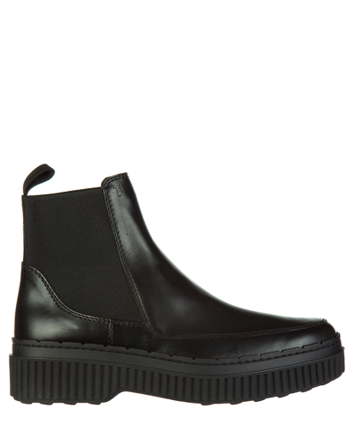 Tod's Ankle Boots In Black