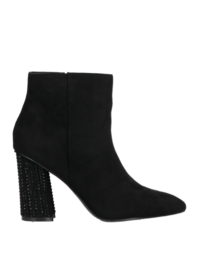 Primadonna Ankle Boots In Black