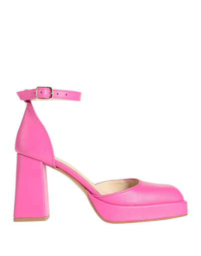 Oroscuro Pumps In Pink