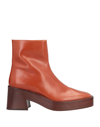 Tod's Ankle Boots In Tan