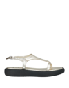 Oroscuro Toe Strap Sandals In Grey