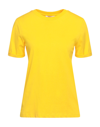 Pieces T-shirts In Ocher