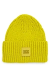 Ugg Logo-patch Knitted Beanie Hat In Grey