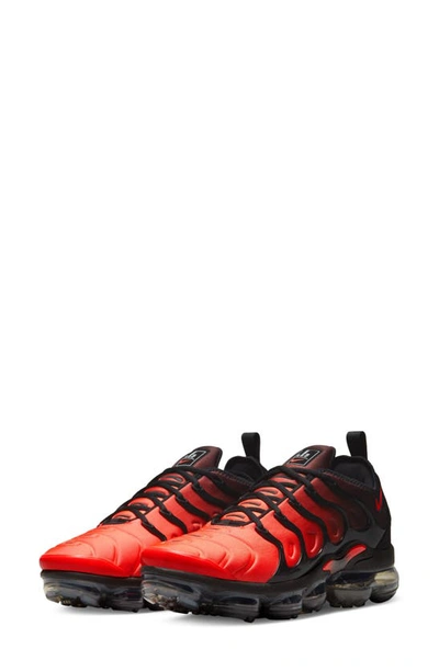 Nike Air Vapormax Plus Sneaker In Black/bright Crimson/white