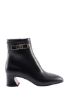 Ferragamo Vara Chain Leather Ankle Boots In Black