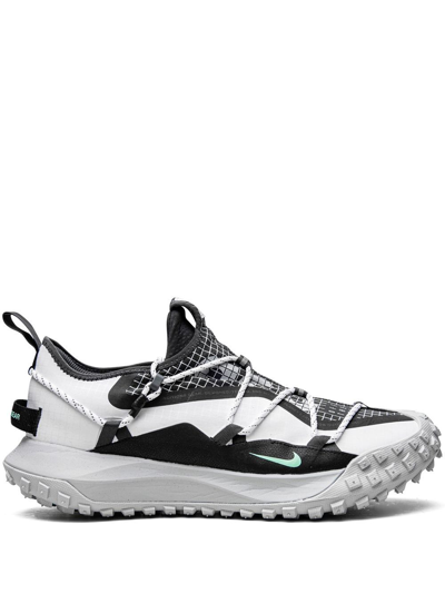 Nike Acg Mountain Fly Low Sneakers In White