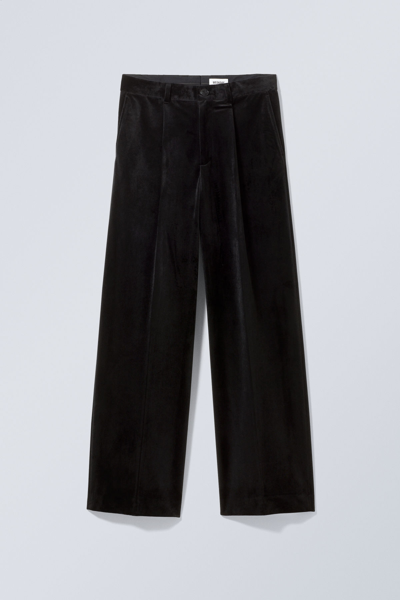 Weekday Tape Loose Tapered Jeans In Black Lux