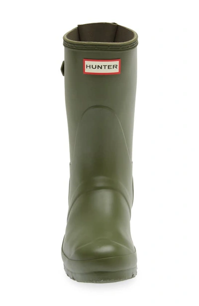 Hunter Original Short Back Adjustable Rain Boot In Ismarken Olive