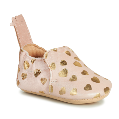 Easy Peasy Babies' Crib Shoes With Heart Print In Rosa