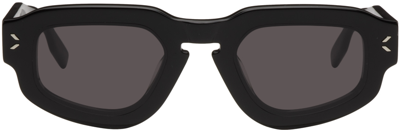 Mcq By Alexander Mcqueen Black Oval Sunglasses In 001 Black