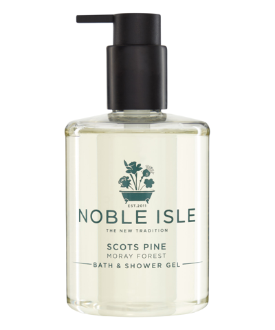 Noble Isle Scots Pine Bath And Shower Gel 250 ml In White