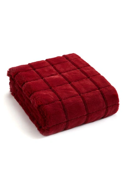 Chic Clarene Jacquard Faux Rabbit Fur Throw Blanket In Red