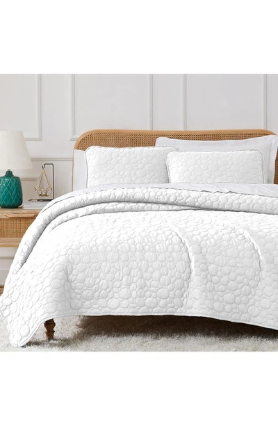 Southshore Fine Linens Pebble Embroidered Microfiber Oversize Quilt Set In White