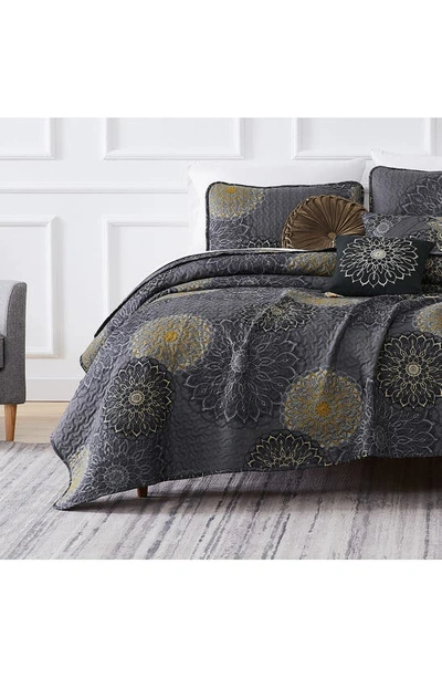 Southshore Fine Linens Midnight Floral Quilt Set In Black