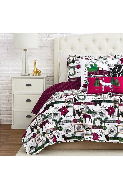 Southshore Fine Linens Merry Town Christmas Quilt Set