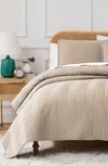 Southshore Fine Linens Chevron Quilt Set In Sand