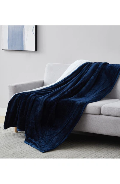 Southshore Fine Linens Faux Shearling Fleece Oversized Reversible Blanket In Navy Blue