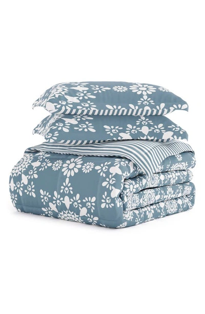Homespun Premium Ultra Soft Daisy Medallion Reversible Down-alternative Comforter Set In Light Blue