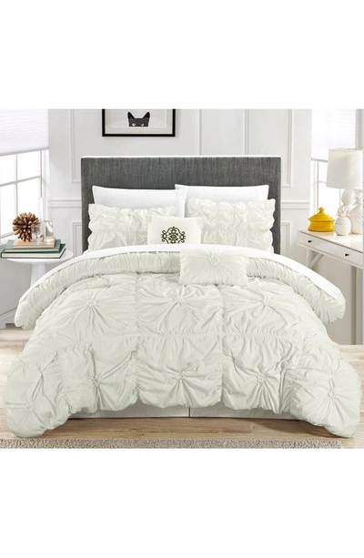 Chic Hilton Floral Pinch Pleat Ruffle Bedding Set In White