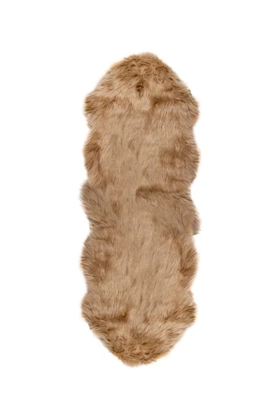 Luxe Gordon Faux Fur Throw In Tan