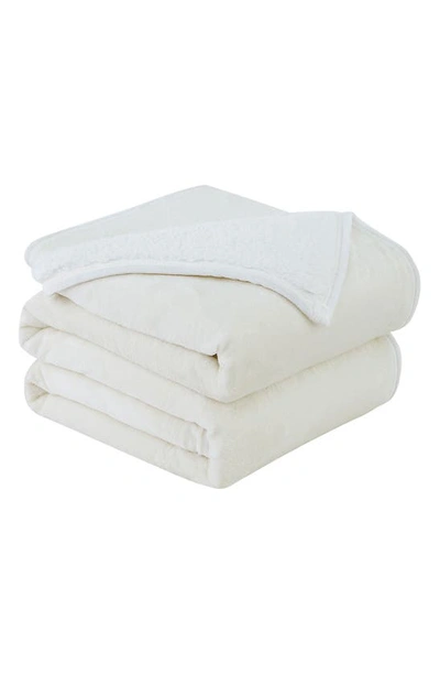 Southshore Fine Linens Microfleece Faux Shearling Lined Reversible Throw Blanket In Cream