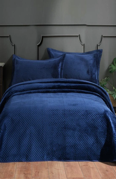 Enchante Home Quilted Bedspread In Navy