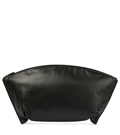 The Row Dante Leather Clutch Bag In Black