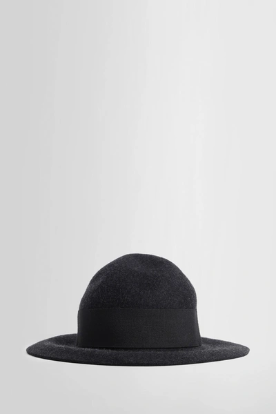 Scha Hats In Grey