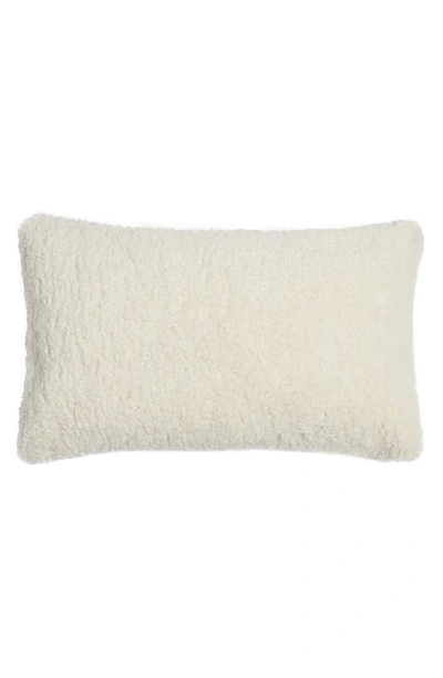 Apparis Prana Faux Fur Lumbar Pillow Cover In Blanc