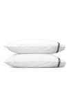 Matouk Lowell 600 Thread Count Pillowcase In White/ Mocha
