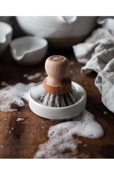 Farmhouse Pottery Laurel Scrubbing Brush & Ceramic Holder In Brown
