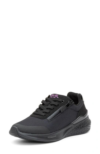 Ara Manteo Water Resistant Low Top Sneaker In Black