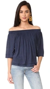 THREE DOTS Off Shoulder Top