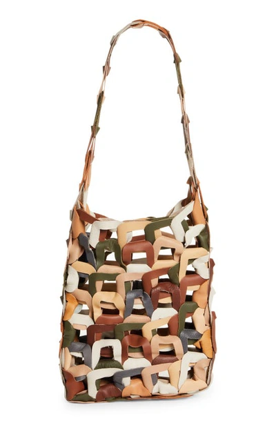 Sc103 Medium Links Leather Tote In Canyon