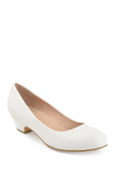 Journee Collection Saar Kitten Heel Pump In White