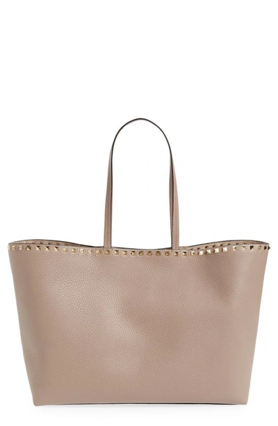 Valentino Garavani Rockstud Leather Tote In Pink