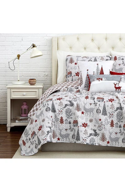 Southshore Fine Linens Holiday Holly Jolly Quilt Set In Holly Jolly Lane