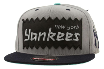 Pre-owned American Needle New York Yankees Retro Snapback Cap Silver/navy
