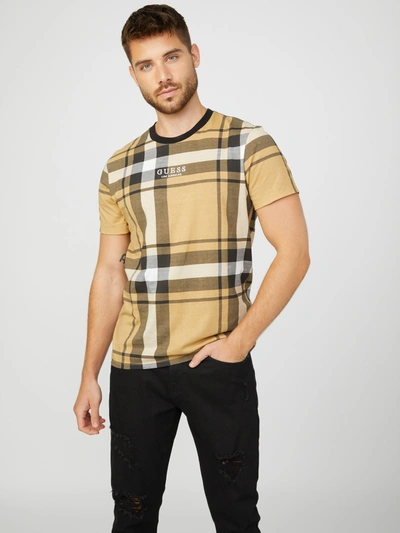 Guess Factory Hertz Tee In Yellow