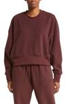 NIKE OVERSIZE FLEECE CROP CREWNECK SWEATSHIRT