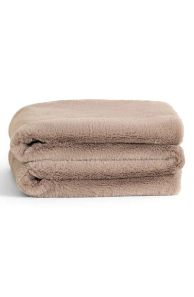 Unhide Lil' Marsh X-small Plush Blanket In Mocha Shar-pei