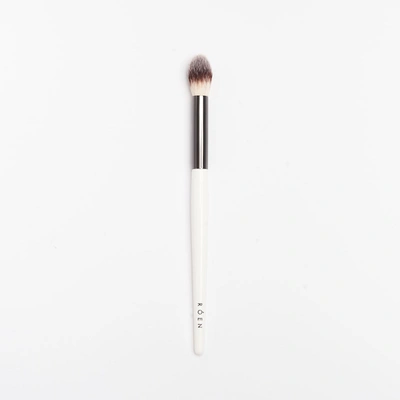 Roen Beauty Blend & Crease Brush