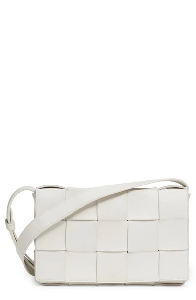 Bottega Veneta Small Intrecciato Leather Cassette Crossbody Bag In 9009 White-gold