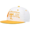MITCHELL & NESS YOUTH MITCHELL & NESS WHITE/TENNESSEE ORANGE TENNESSEE VOLUNTEERS VARSITY LETTER SNAPBACK HAT
